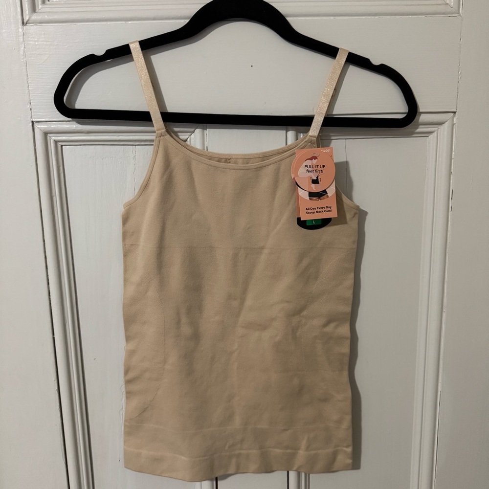 Shapermint Essentials All Day Every Day Scoop Neck Cami NWT